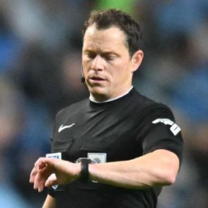 从超长补时到较长补时，英超比赛何以缩短近2分钟？