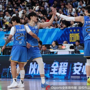 旺财28官方入口-记者：赵睿斯佩尔曼恢复顺利 周琦眼伤去年未痊愈 小曾腰部肿胀